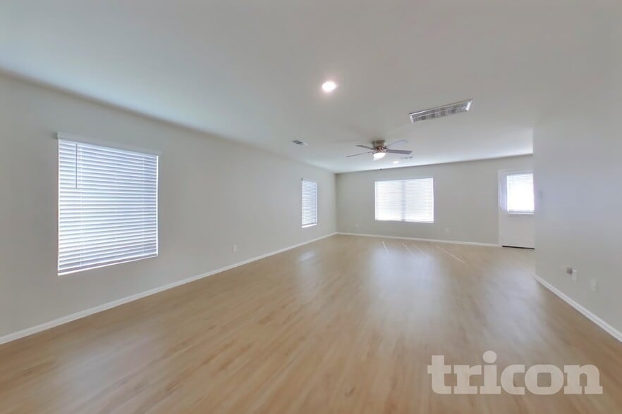 Building Photo - 18613 Rosehill Pr Dr