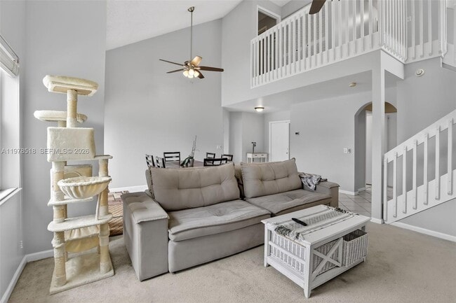 Building Photo - 9481 Oak Grove Cir