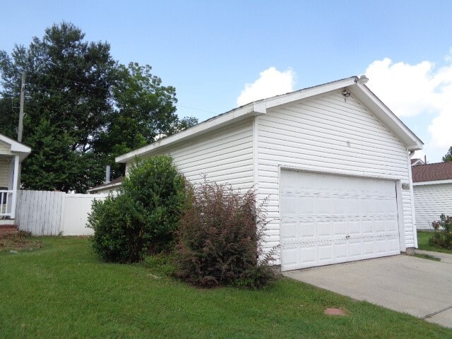 Building Photo - 21015 Sweet Blossom Ln