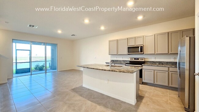 Building Photo - SPACIOUS STAR FARMS 3 BEDROOM/2.5 BATH TOWNHOME PRE-LEASING FOR APRIL 2026!