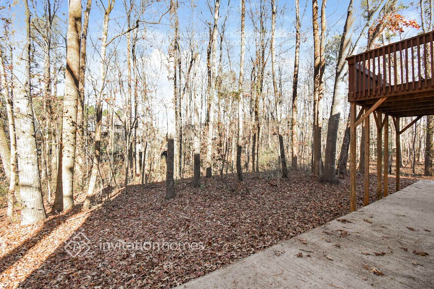 Building Photo - 2290 Castle Royale Dr