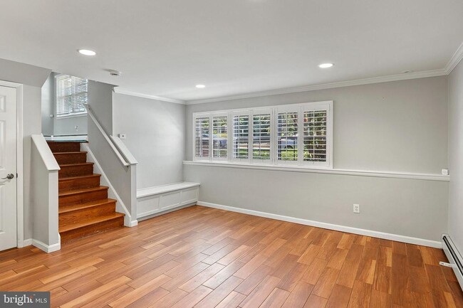 Building Photo - 604 Goucher Blvd