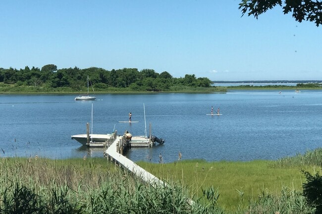 Building Photo - 51 Dumar Dr