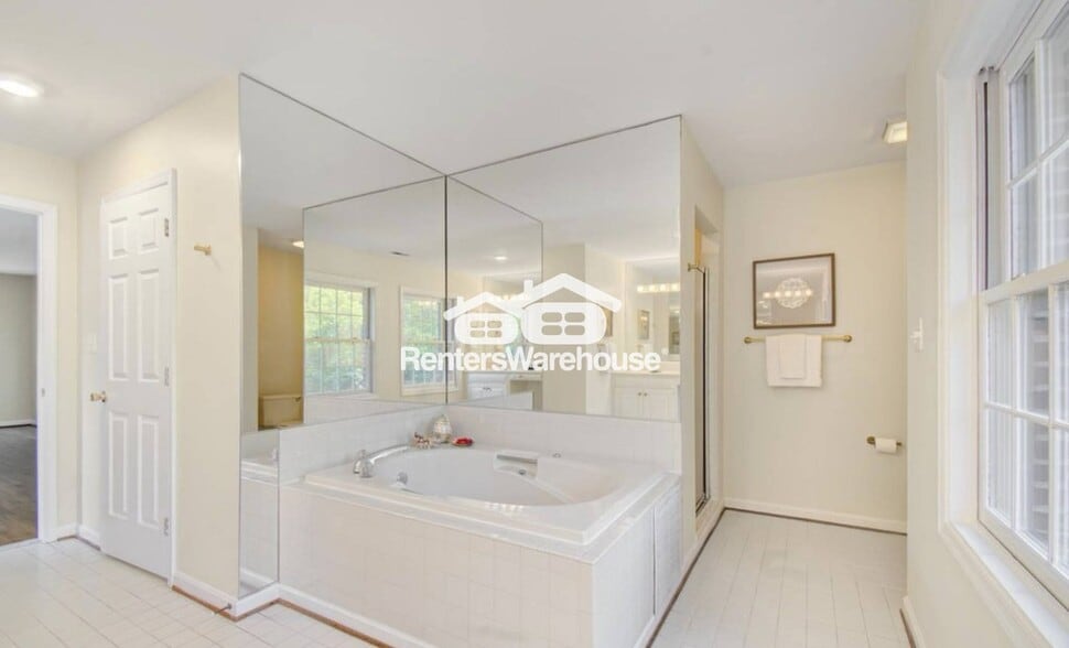 Building Photo - 6212 Massachusetts Ave