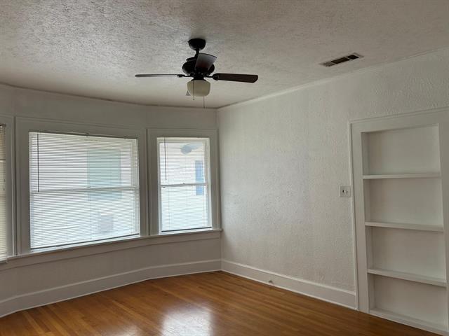 Building Photo - 5800 Prospect Ave