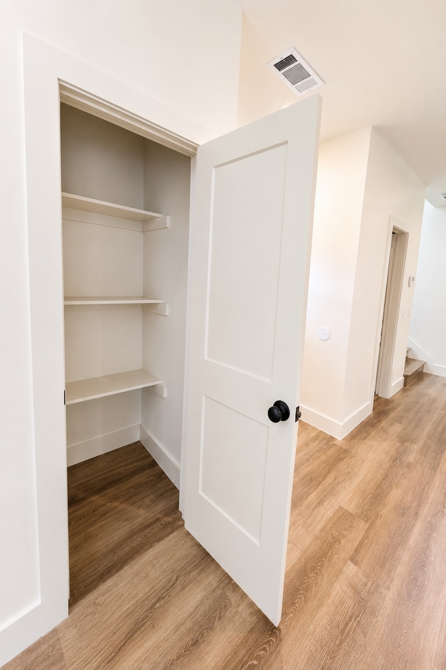 Building Photo - Michael Cole Townhomes
