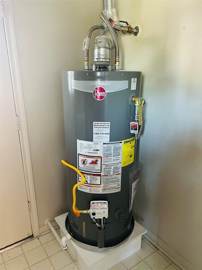 Building Photo - 1846 Michele Dr