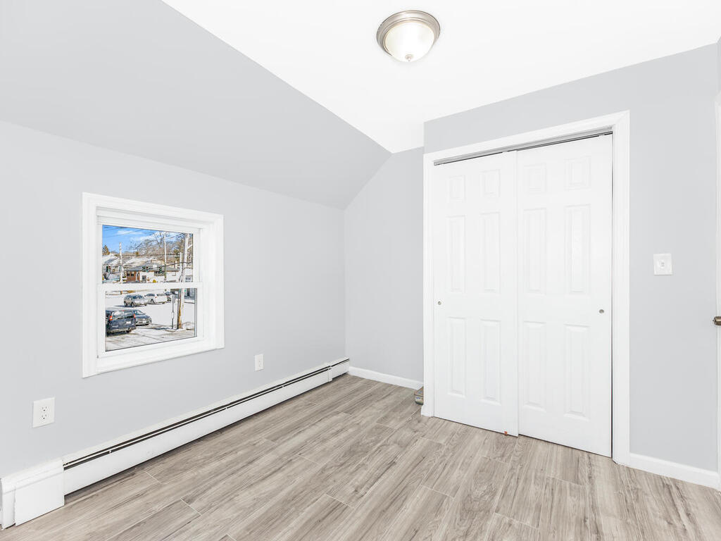 Building Photo - 555 Kimball Ave