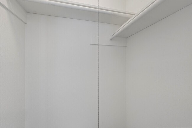 Building Photo - 119 Wood Hollow Dr