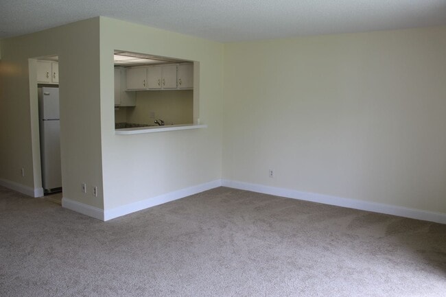 Building Photo - Gorgeous one bedroom unit with balcony