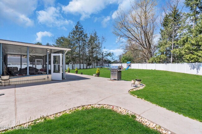 Building Photo - 22 Collingwood Rd