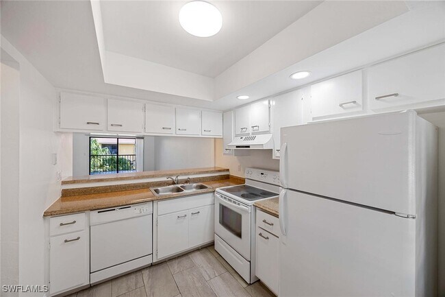 Building Photo - 9871 Citadel Ln