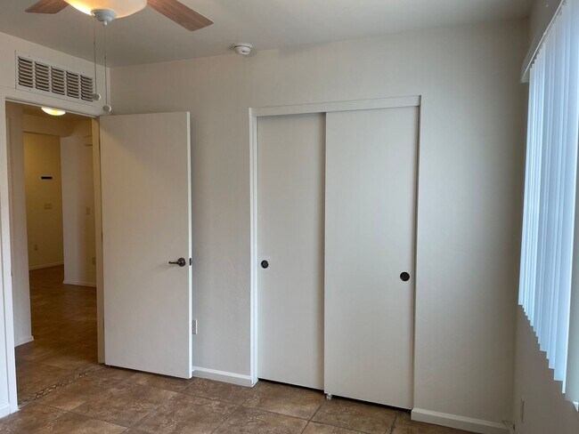 Building Photo - Beautiful Modern New 3Bdm 2Ba Home, Easy A...
