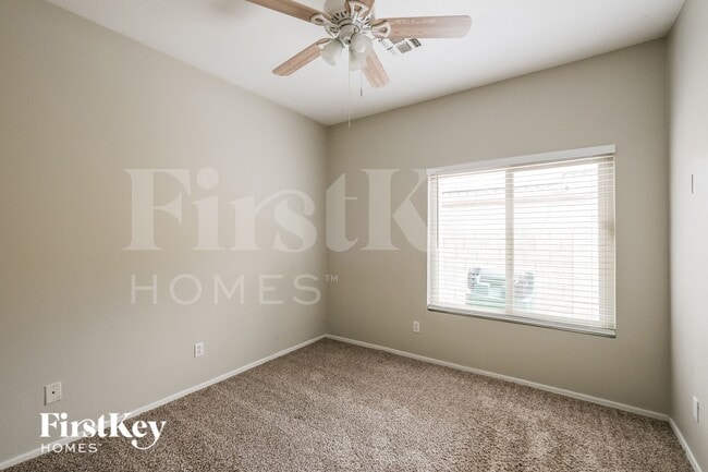Building Photo - 13278 W Edgemont Ave