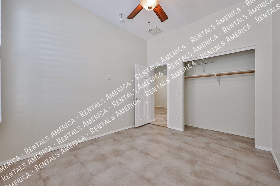 Building Photo - 4307 W Hopi Trail