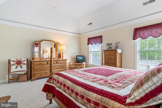 Building Photo - 28504 Sawgrass Ct
