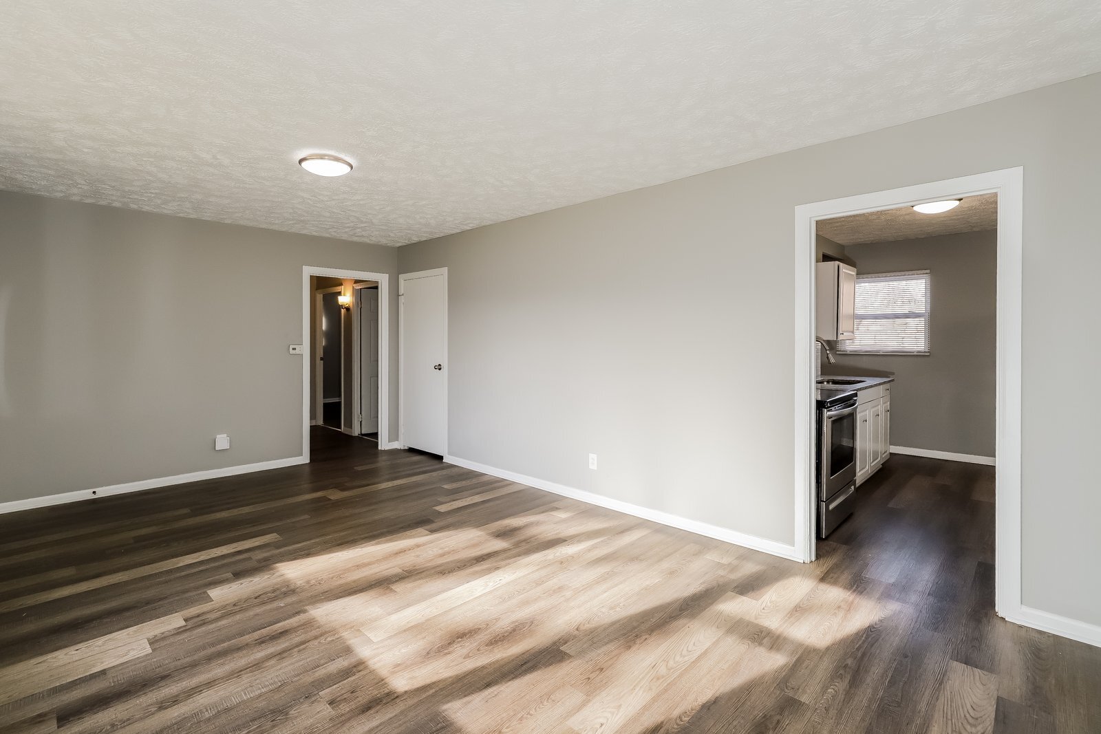 Building Photo - 6652 Decatur St