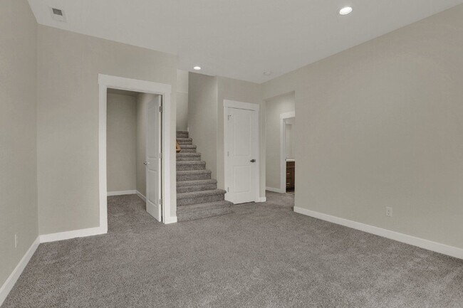 Building Photo - 3780 Venice Grove