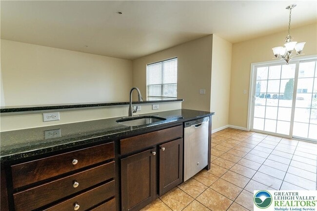 Building Photo - 241 Snapdragon Way