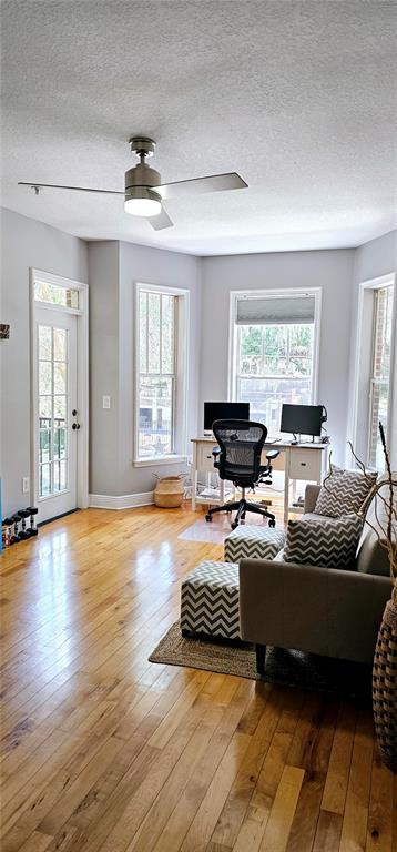 Building Photo - 1147 Delaney Ave