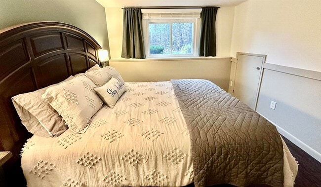 Building Photo - 22 Orris Rd