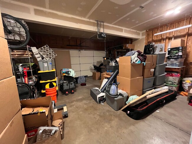 Building Photo - Fantastic Home in North Fort Collins