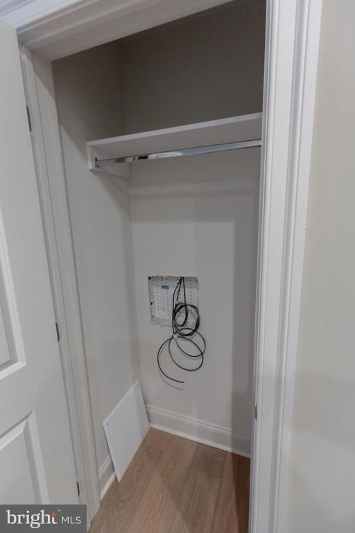 Building Photo - 1411 Walnut St