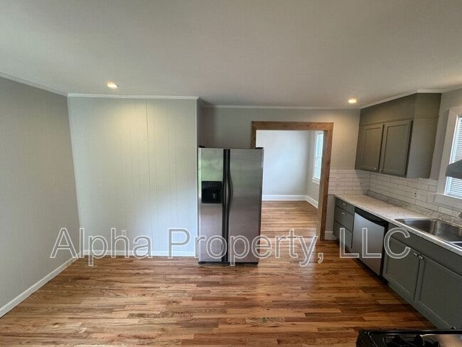 Building Photo - 117 Vanderbilt Cir