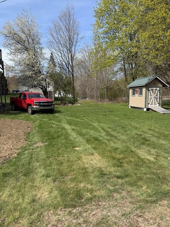 Building Photo - 326 N Main St