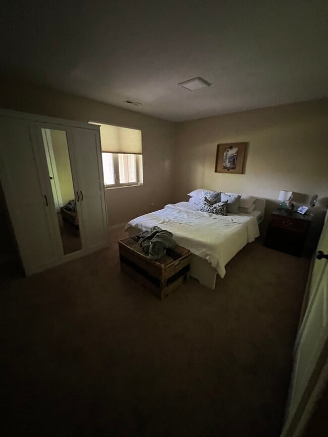 Building Photo - LAMBSON RENTAL
