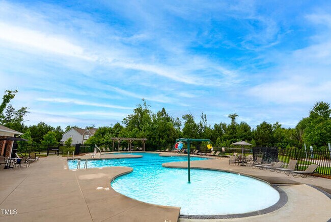 Building Photo - 446 Shale Creek Dr