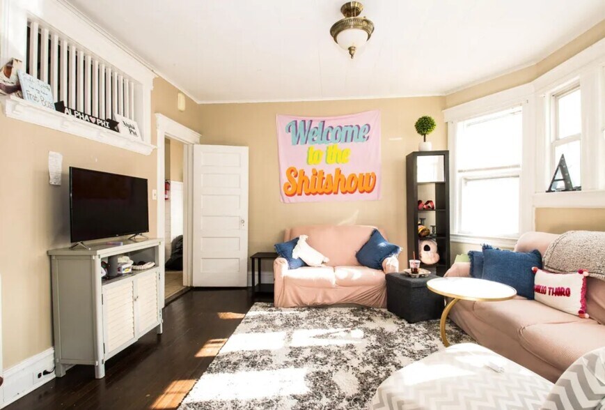 Building Photo - 40 Park Pl