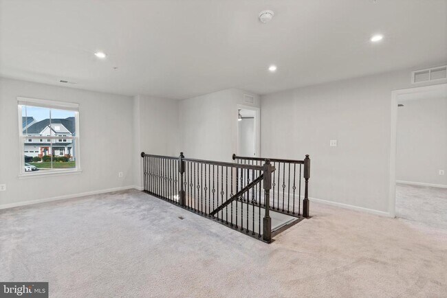 Building Photo - 311 Sunrise Ct