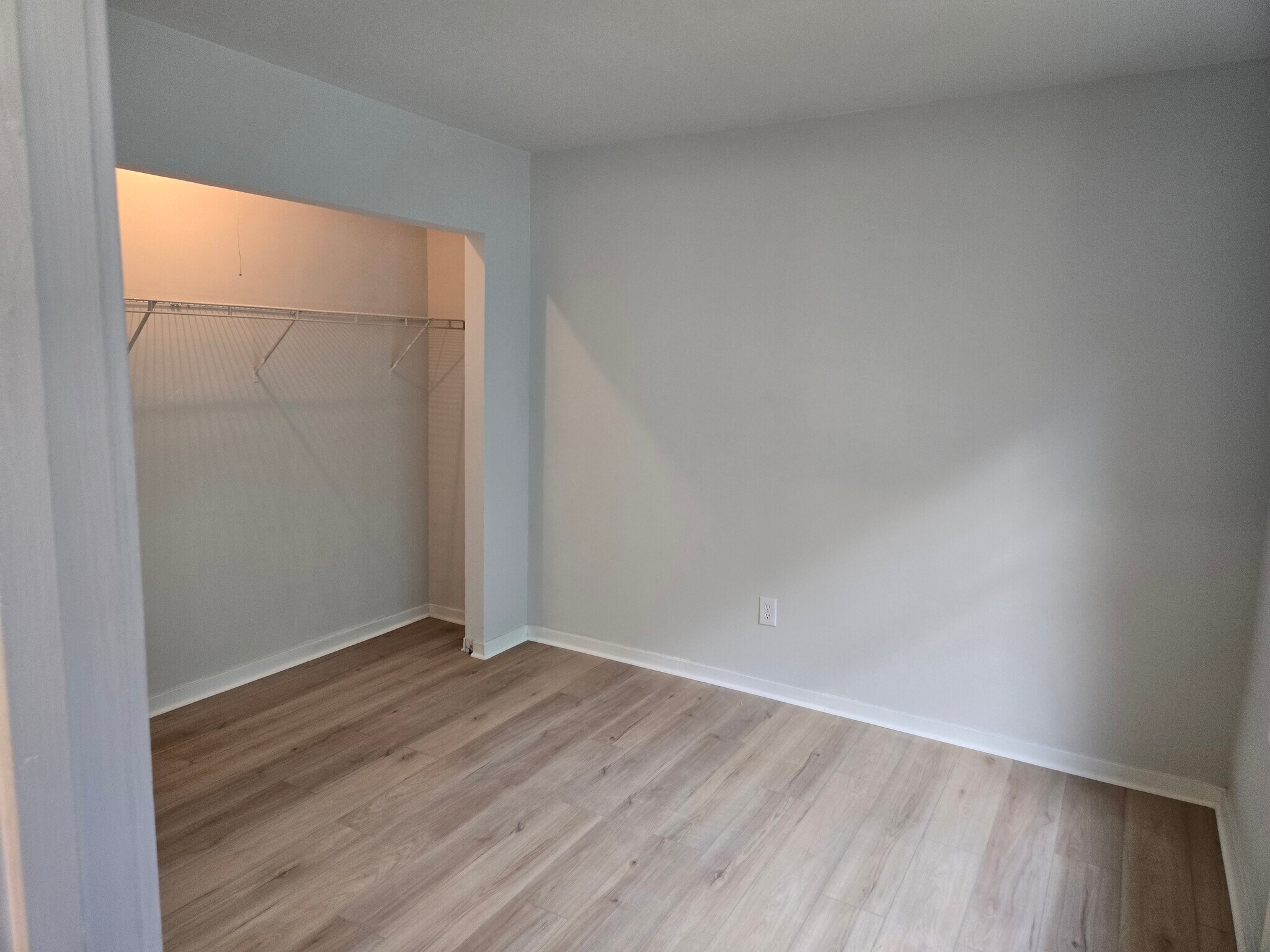 Bed room 2 - 126 Luden Dr