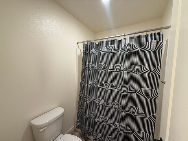 Building Photo - 5531 W Flint Way