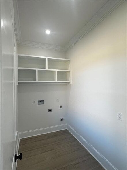Building Photo - 2300 Pirate Dr