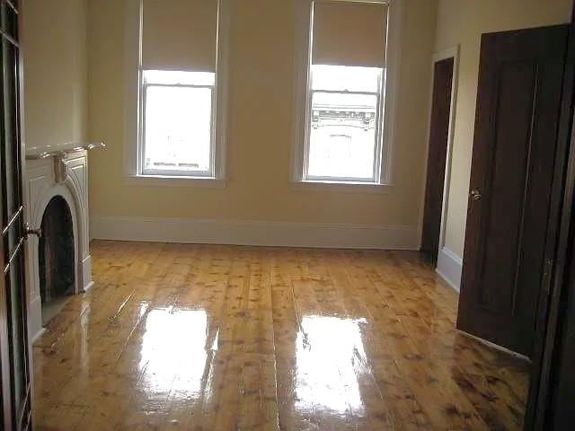 Building Photo - 253 5th St