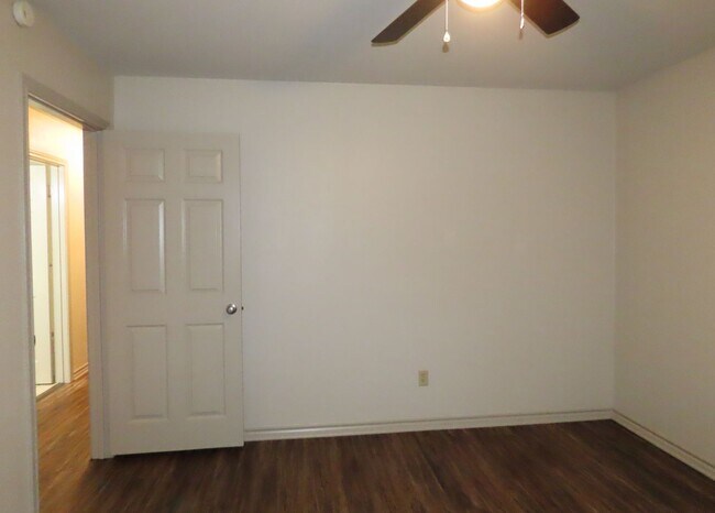 Building Photo - Whitehouse ISD-Beautiful 3 Bedroom, 2 Bath Home w/Garage!