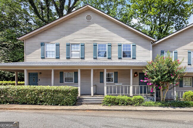 Building Photo - 135 Dennis Dr