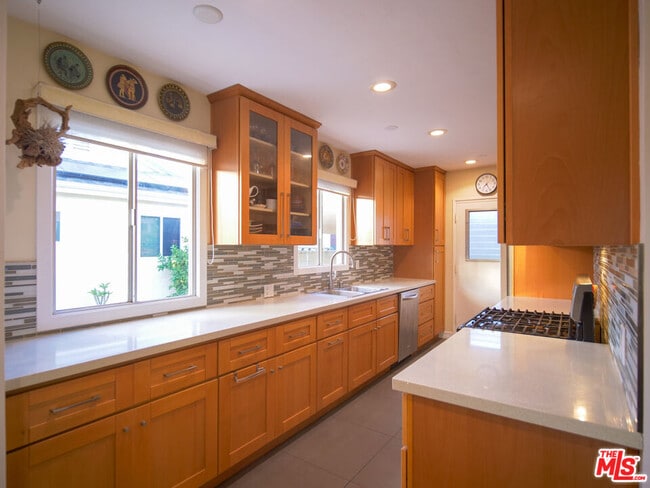 Building Photo - 11364 Malat Way
