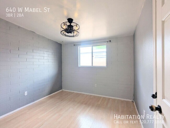 Building Photo - 640 W Mabel St