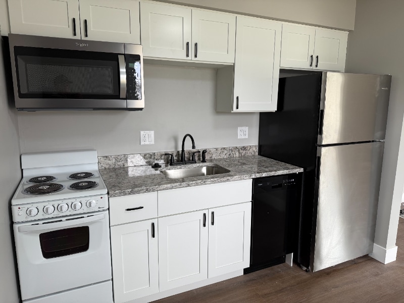 Building Photo - 515 N Washington Ave