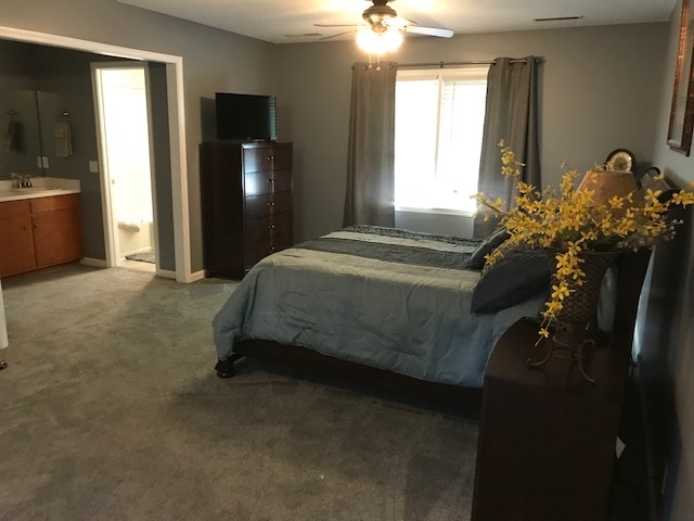 Bed room - 3300 Butterworth Cir