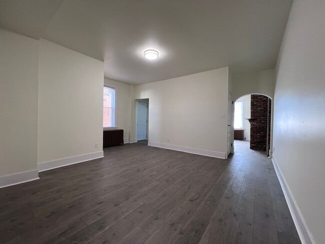 Building Photo - Updated 3 BR 2.5 bath house now available!