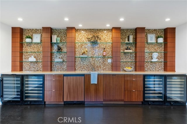 Building Photo - 9653 Oak Pass Rd