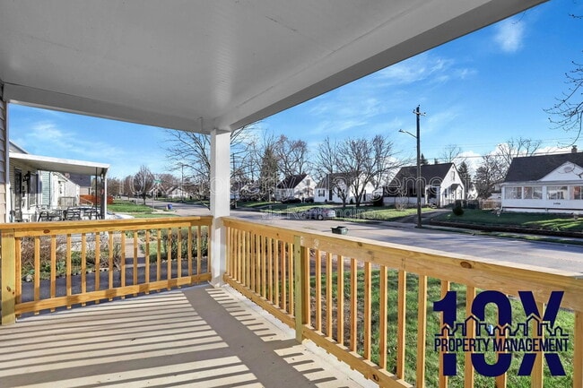 Building Photo - 2453 McGuffey Rd