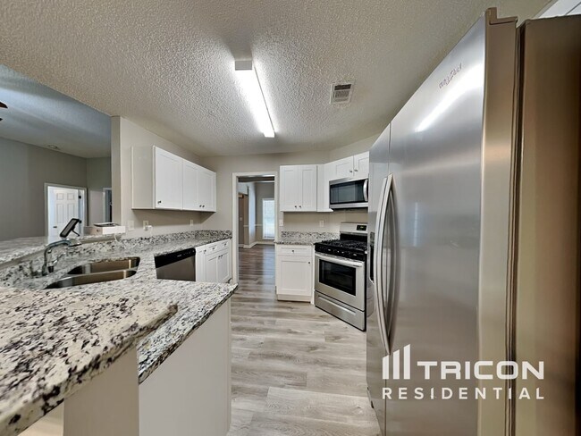 Building Photo - 4108 Lake Summit Ct