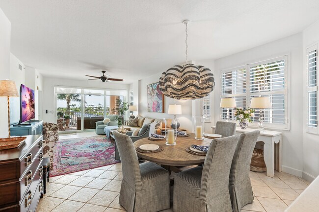 Building Photo - 14555 Gasparilla Rd