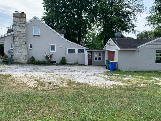 Building Photo - 2167 Baltimore Pike