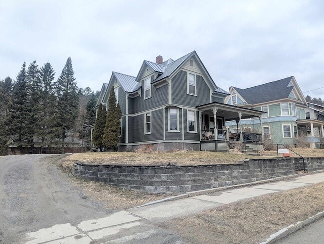 Building Photo - 417 Cliff St